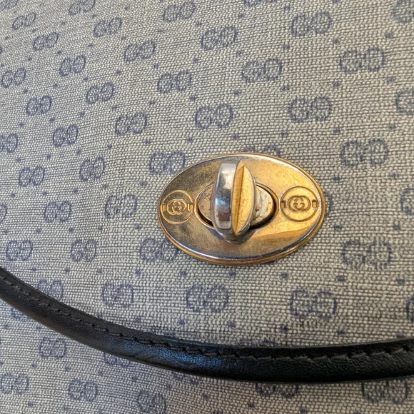 GUCCI GG MONOGRAM CANVAS LEATHER VINTAGE WOMEN'S SHOULDER BAG - Picture 6 of 13